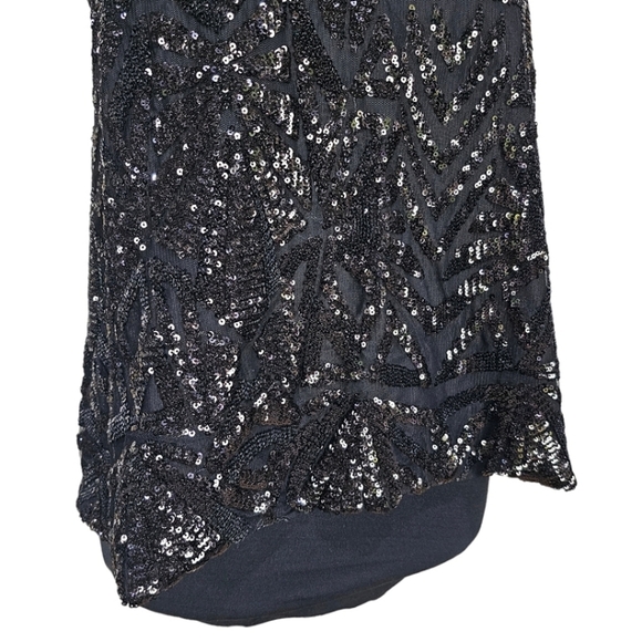 Everly Sequined Top Sz Large Black Jazz Sparkle New Years Cocktails Halter Glam - Picture 14 of 16